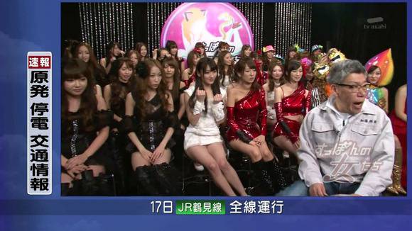 SDN48小原春香がミニスカ姿でパンチラしまくってるエロキャプ画像 14