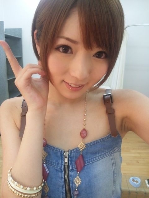 【画像96枚】AV女優の着衣画像がかわいい件 56