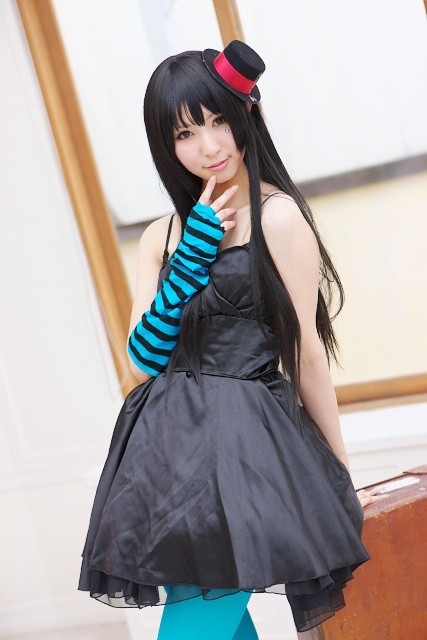 コスプレしてる可愛い女の子の画像ください 13
