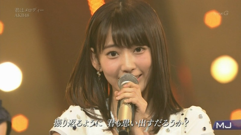 AKB48　宮脇咲良がパンチラしてるエロ画像 17