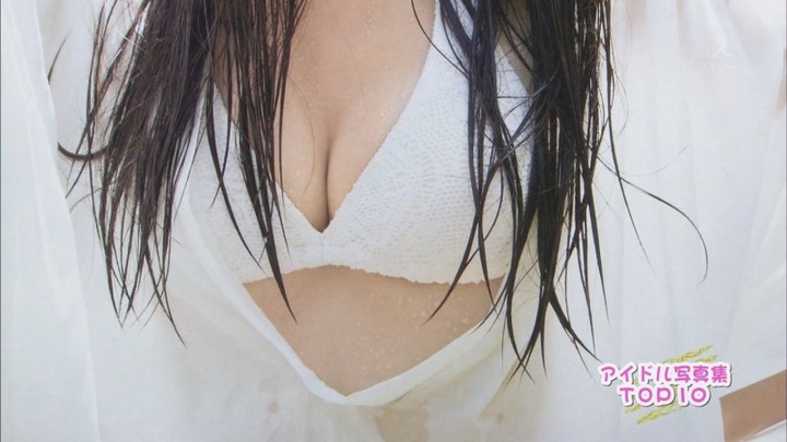前田希美(20)人気モデルのエロ水着画像まとめ 11