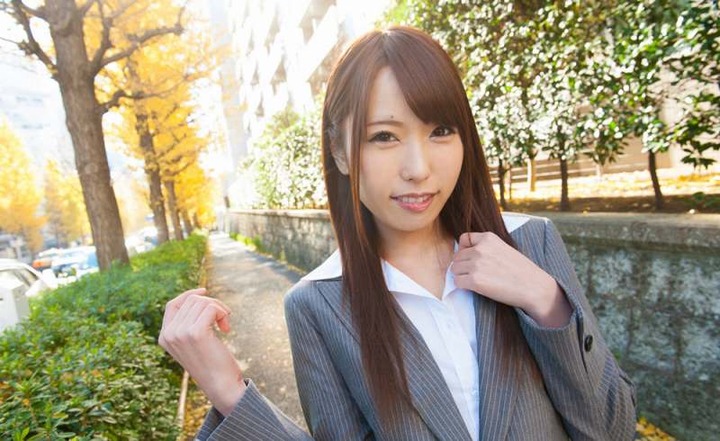 OLパンチラがエロい有村千佳ちゃんの画像まとめ 58