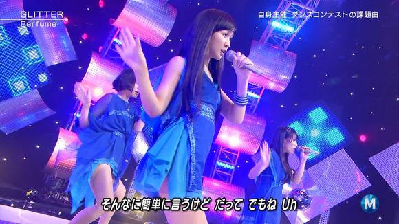 MステでPerfumeの生足がエロいキャプ画像30枚 20