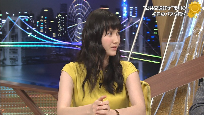 市川紗椰さんのおっぱいが気になって仕方がない番組 8