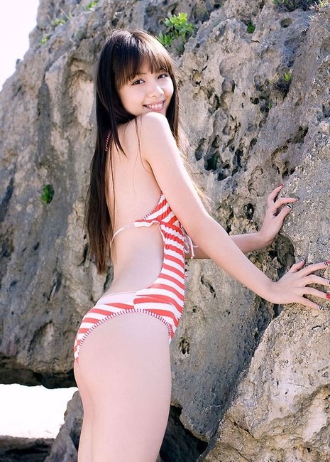 ローラ・チャンの肌が凄く綺麗なエロ画像 11