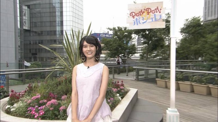 窪真理お姉さんの腋を舐めたくなるエロ画像 25