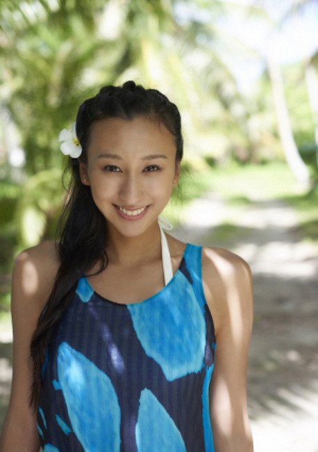 【画像76枚】浅田舞のファースト写真集発売決定、彼女はなぜグラビアに挑戦したのか？「不安だらけでネガティブなことしか考えてなかった」 53
