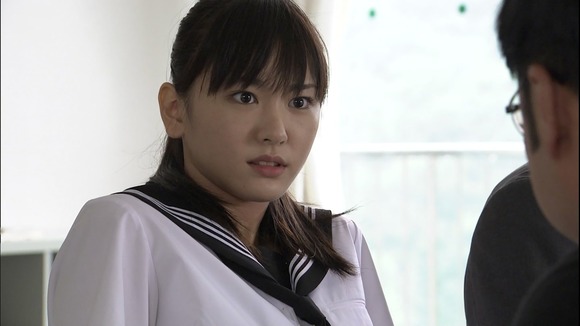 新垣結衣・ガッキーちゃんのJK・制服姿がエロい画像まとめ35枚 32