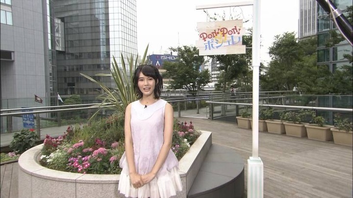 窪真理お姉さんの腋を舐めたくなるエロ画像 23