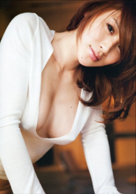 手島優の巨乳おっぱいでオナニーが捗るエロ画像まとめ 5