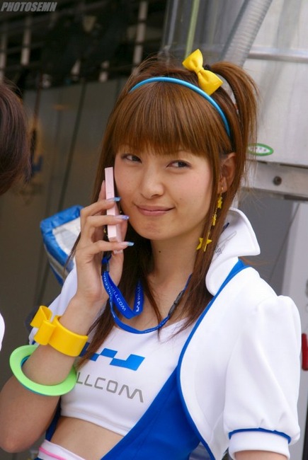 キャンギャル・レースクイーンの衣装がエロい画像30枚 25