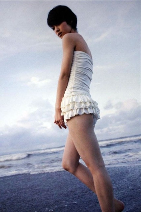 剛力彩芽ちゃんのエロ画像ください！ 7