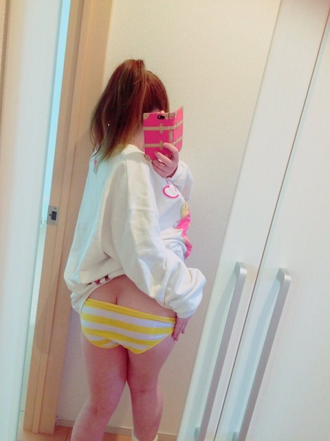 ロリカワ色白ギャルの彼女が毎日自撮りエロ写メ送ってくるのでお裾分けｗｗｗｗｗ（画像あり） 11