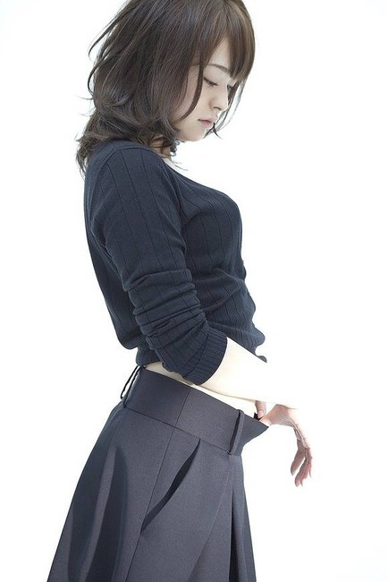 貫地谷しほり(25)女優の着衣巨乳がエロい画像まとめ 17