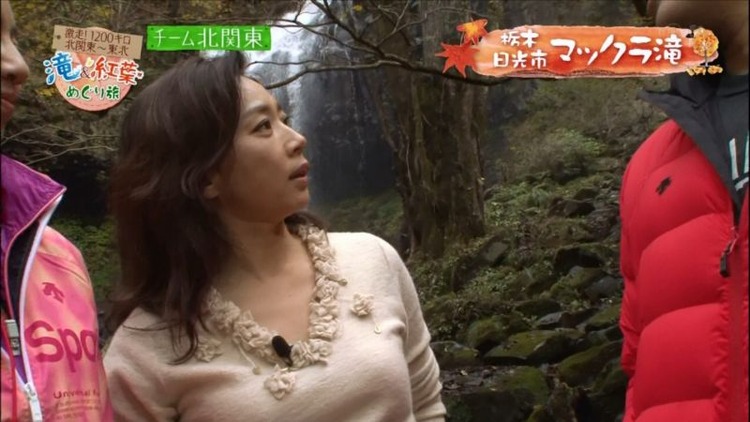 人気アイドルたちの乳首が見えそうな入浴シーンがエロいキャプ画像30枚 12