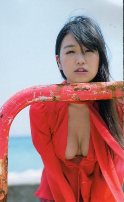 佐々木心音（ささき ここね)Fカップグラビアアイドルのエロ画像30枚 22