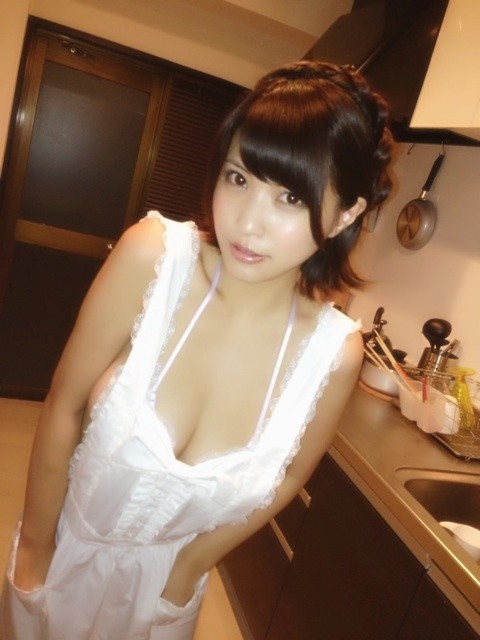 【画像100枚】岸明日香とかいうぐうエロムチムチおっぱいドロリッチｗｗｗｗｗｗｗ 9