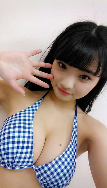 片岡沙耶　Gカップグラビアアイドルの抜ける画像 1