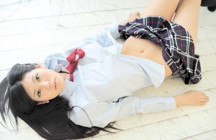 JK・制服姿のお姉さんのエロ画像 14