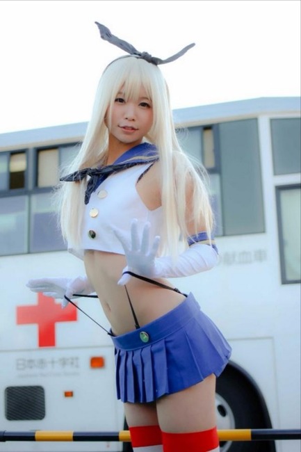五木あきら コスプレイヤーの下乳が見えてるエロ画像 24