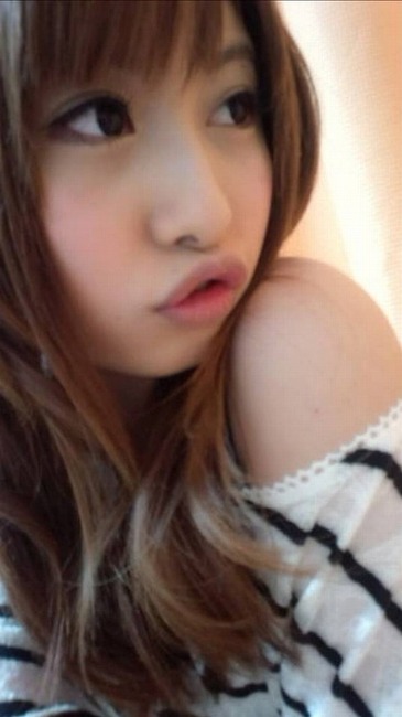成瀬心美・ここみんの自撮り写メがエロい画像まとめ 17