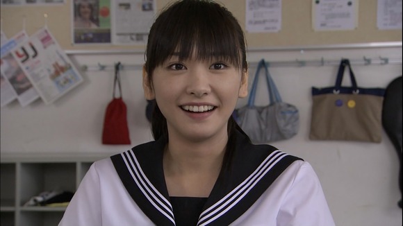 新垣結衣・ガッキーちゃんのJK・制服姿がエロい画像まとめ35枚 25