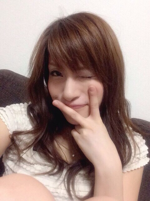 欲求不満こじらせた素人娘の自撮りが顔出しでおっぱい平気で撮っててワロタｗｗｗｗｗ（画像あり） 31