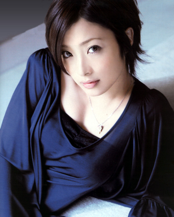 上戸彩　人妻のおっぱいで抜けちゃうエロ画像 18