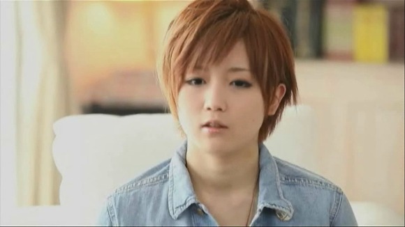 ミュージシャンからAV女優になった水菜ユイが手マンで潮吹いてるエロ画像 4