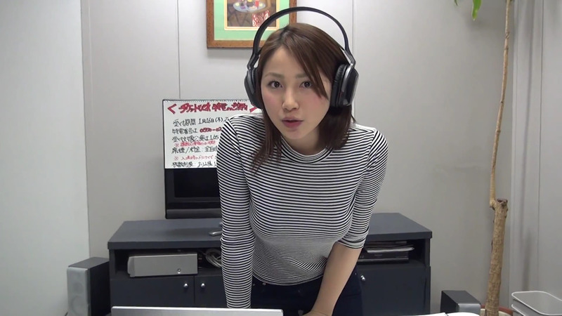 吉川友の紫ビキニがエロい画像 41