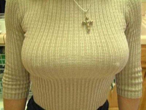 爆乳セーター三次画像貼ってけくださいお願いします！！ 16