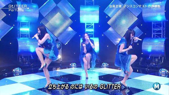 MステでPerfumeの生足がエロいキャプ画像30枚 24