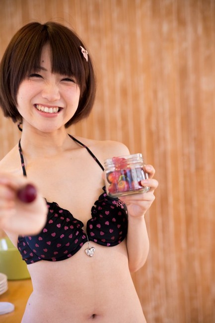 土山茜(22)貧乳グラビアアイドルのエロ画像30枚 16