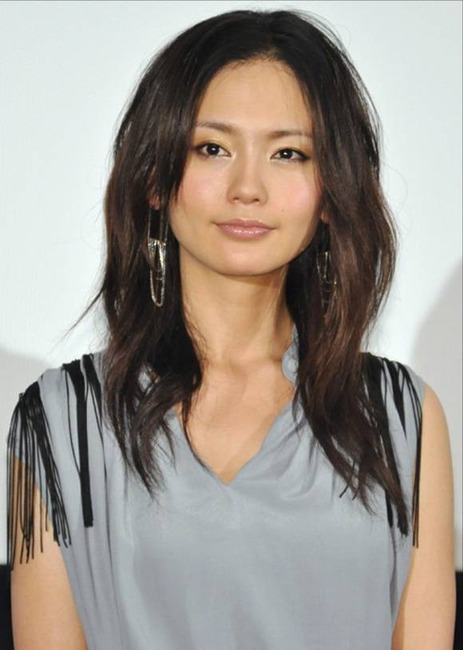 中村ゆり　女優のセミヌードがエロい画像30枚 11