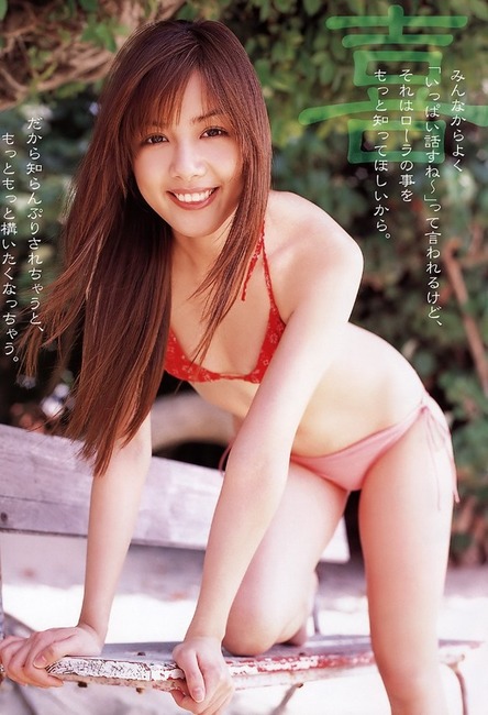 ロケみつ出演中のアイドル　ローラ・チャンのエロ水着画像40枚 22