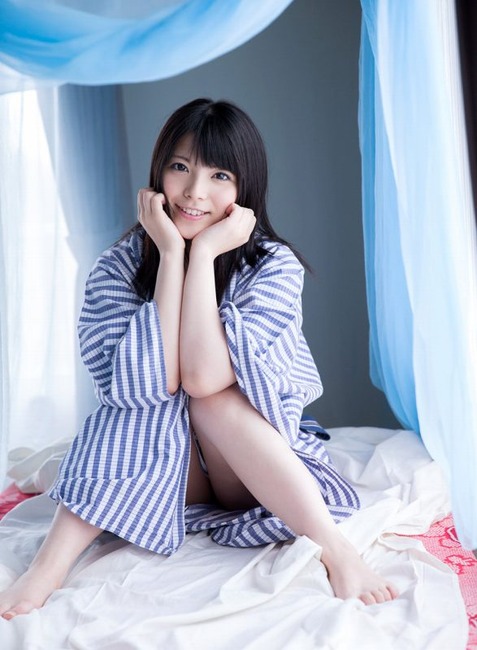 モデル並みに可愛いAV女優　上原亜衣のエロ画像60枚 40