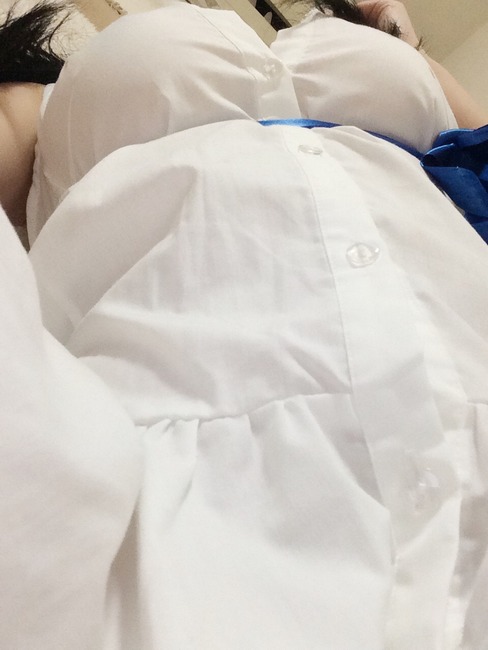 ダンジョンに出合いを求めるのは間違っているだろうかのヘスティア様のコスプレしてる素人女神のエロ画像 13
