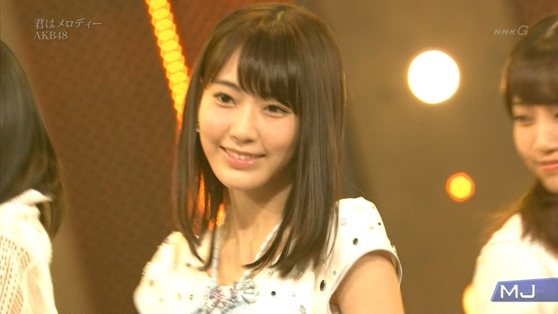 AKB48　宮脇咲良がパンチラしてるエロ画像 12