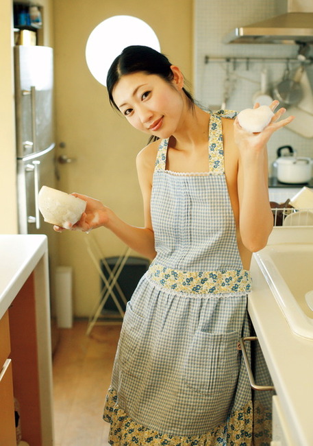 壇蜜のヌード・過激な熟女エロ画像40枚 10