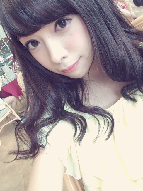 宮本彩希の胸の谷間に飛びつきたくなる自撮りエロ写メ・画像40枚 40