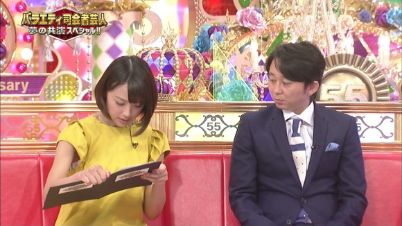 竹内由恵女子アナウンサーの脇チラや太ももがエロい画像まとめ 17