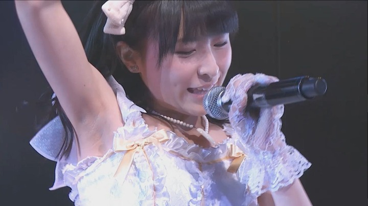 腋の汚いアイドルに興奮するんだけど画像ください 24
