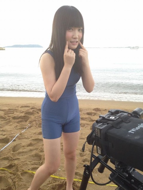 レギンスやスパッツ履いてお尻を向けてる女の子のエロ画像 15