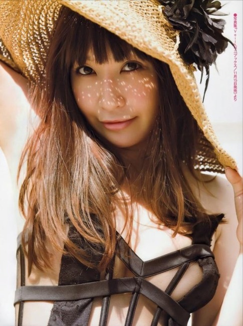 小野真弓 女優・グラビアアイドルがヌードになってるエロ画像まとめ 13