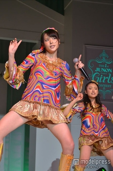 ℃-uteの太ももや水着姿がエロい画像まとめ30枚 17