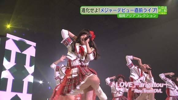 橋本環奈さんがライブ中にパンチラしてるエロ画像50枚 52