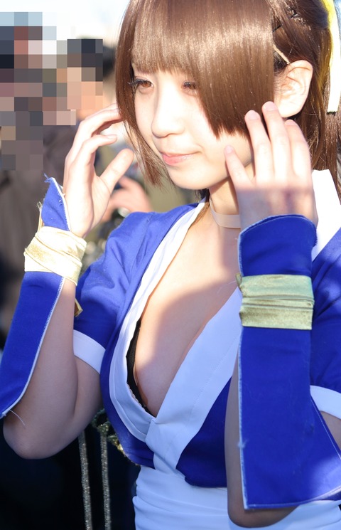 【コスプレイヤーエロ画像】オナネタ収集は「コミケ会場」へ行けば間違いねえわｗｗｗｗｗ 3
