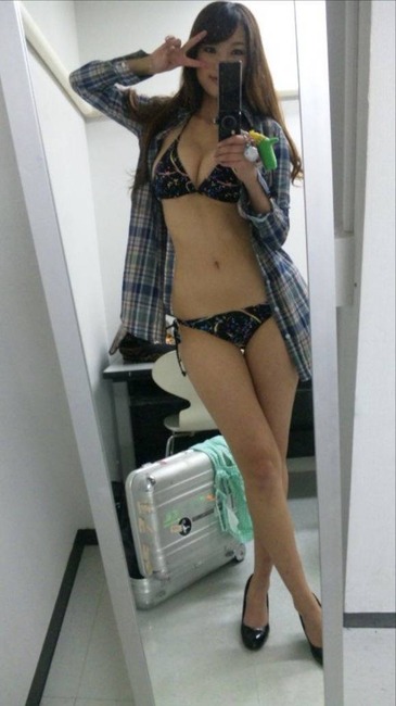 松本さゆき 巨乳グラビアアイドルのエロ画像30枚 23