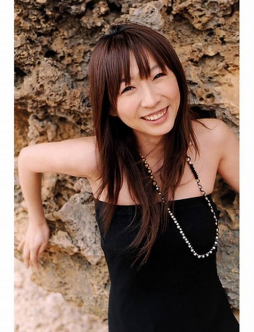 酒井若菜のおっぱいにぶっかけたくなるエロ画像 18