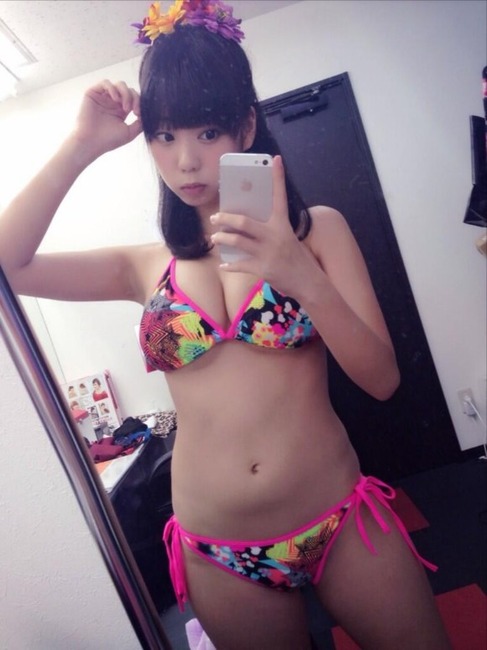 グラビアアイドル達の自撮り写メがエロい 14